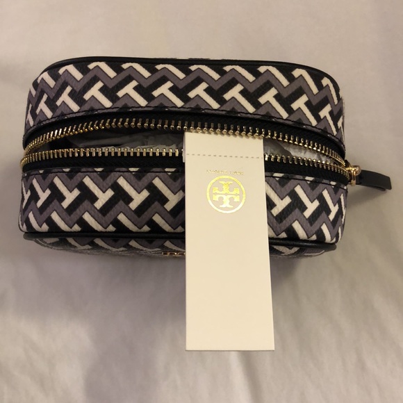 Tory Burch - Picture 3 of 3